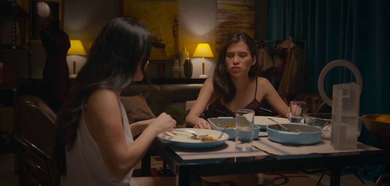 Online Selling (2025) WEB-DL Tagalog 1080p x265 HEVC AAC 5.1.mkv.0003